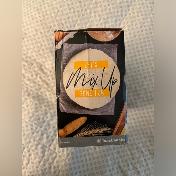 Toastmaster Electric Mixer - Picture 4 of 7